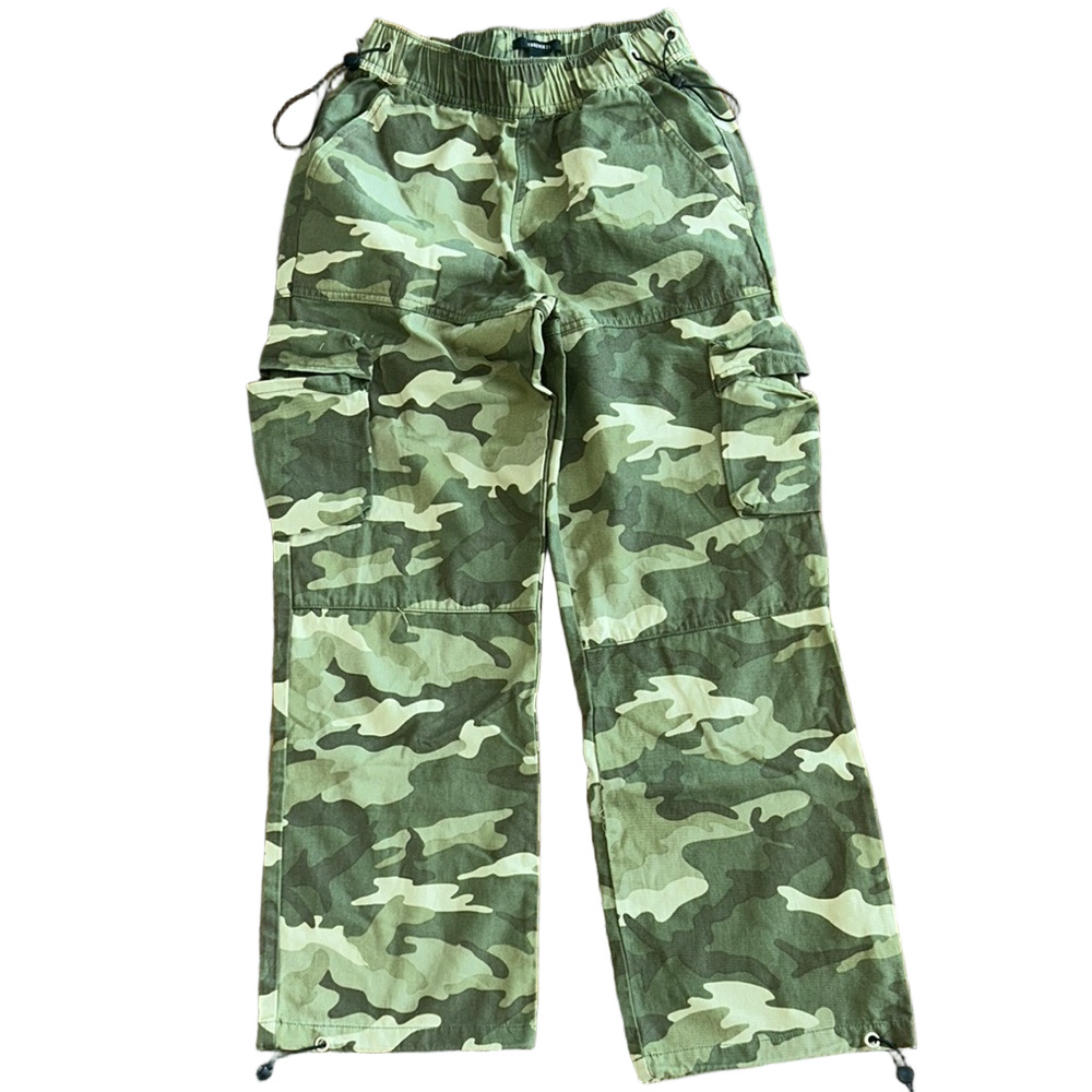 Forever 21: Camo Green Cargo Pants: Size XS